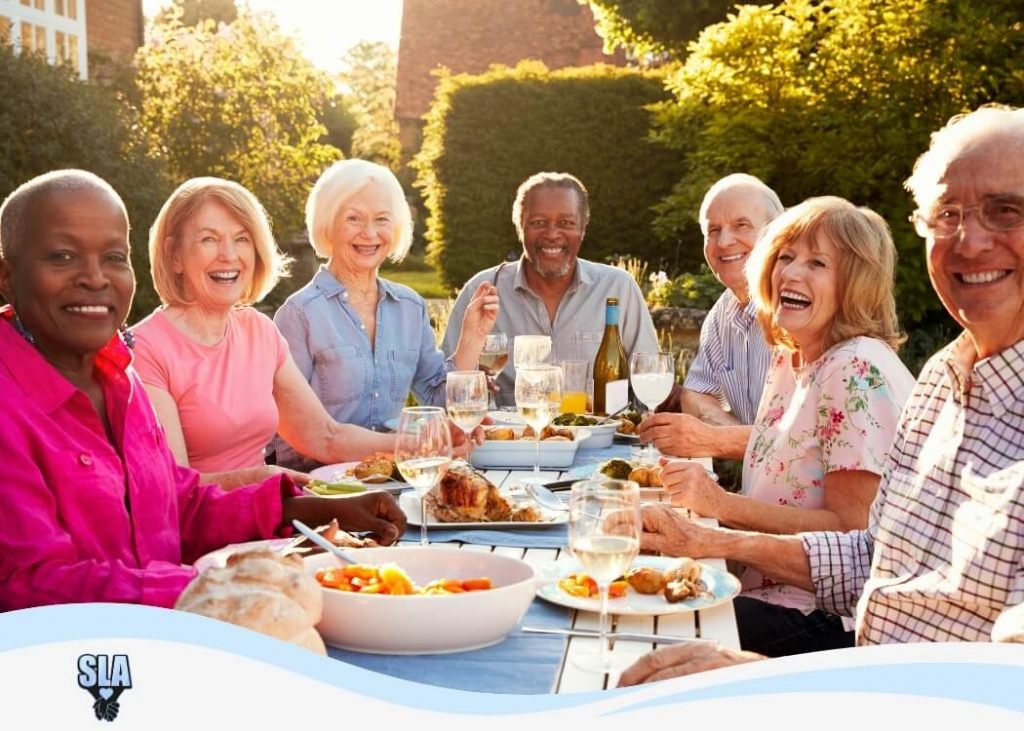 retirement community combat loneliness by eating together
